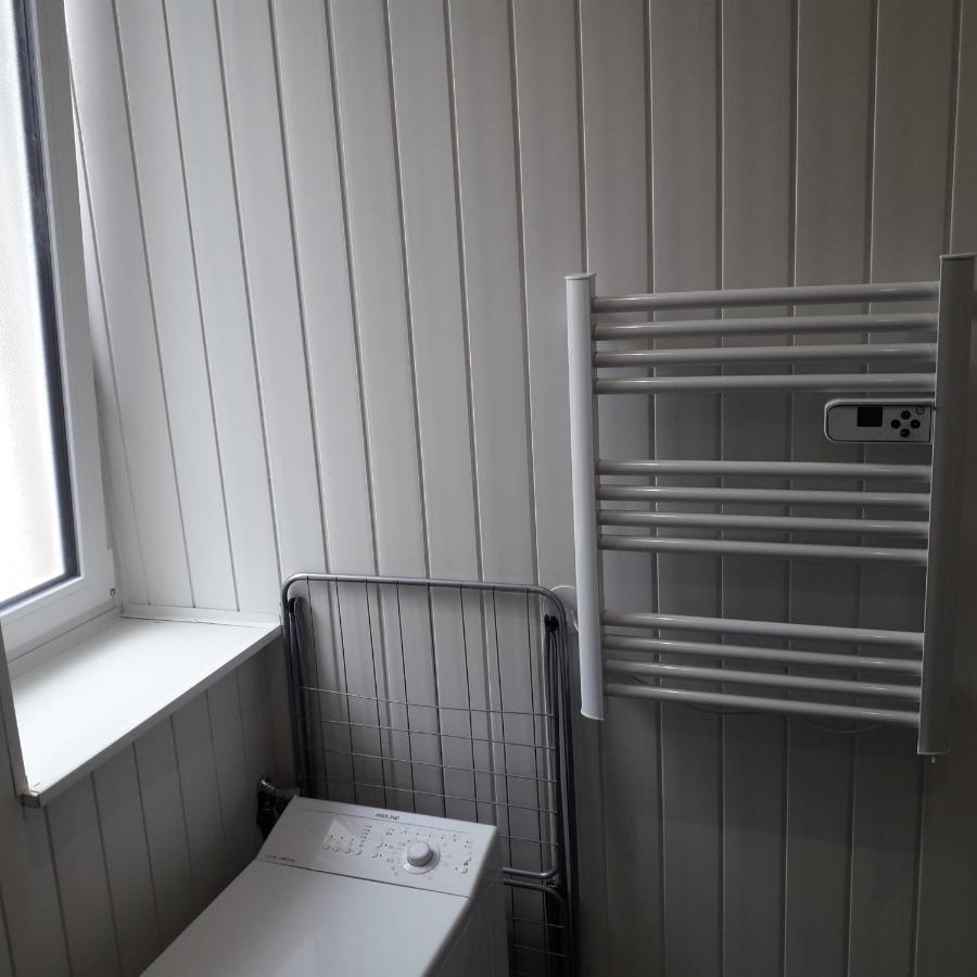 Appartement Paisible - Coeur De Ville Le Creusot Esterno foto