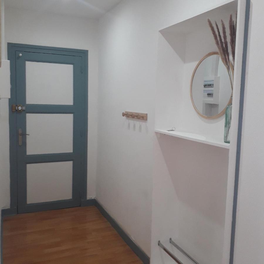 Appartement Paisible - Coeur De Ville Le Creusot Esterno foto